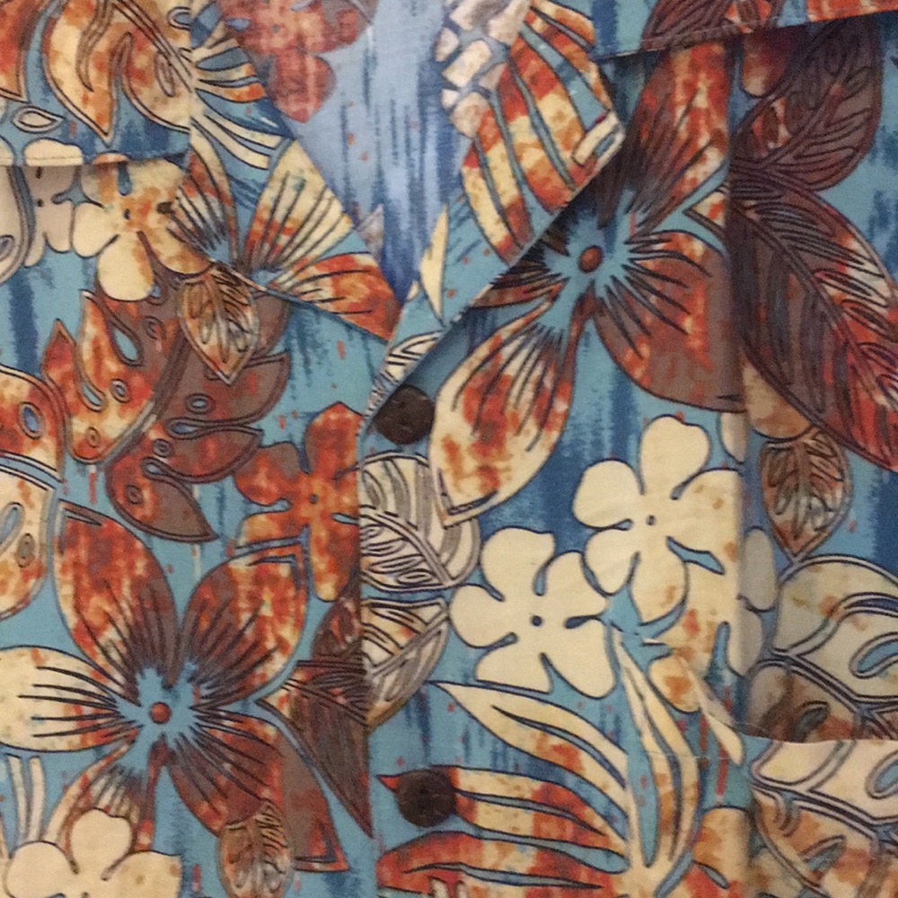 Hawaiian Shirt ❤️